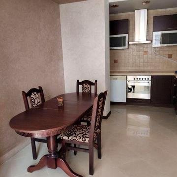 Здам дворівневу квартиру в Вишневому