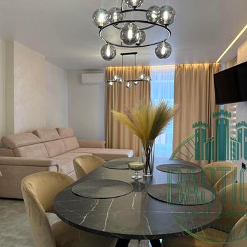 Ленкавського вул., (Будинок 4)