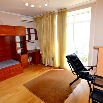 Дашавська вул., 25