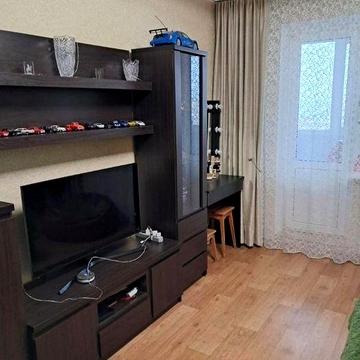 Затишна 2-кімнатна квартира, поряд метро, Павлівка