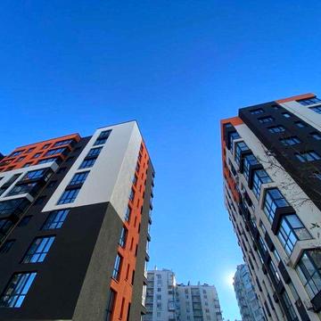 Продам 1-кімнатну квартиру біля парку Шевченка!