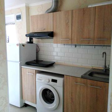 Сдам однокомнатную Лен.Поселок,Крайняя.