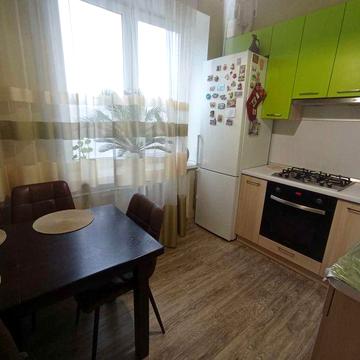 Продается 2-х комнатная квартира на Сталеваров с капремонтом 56 кв.м