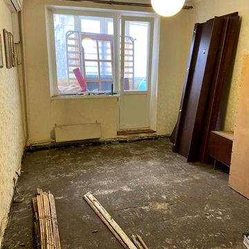 Продам квартиру на Холодной Горе 2-х комнатную