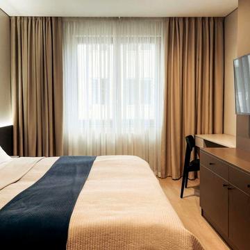 Довгострокова оренда сучасних 2-кімнатних апартаментів у центрі Яремче