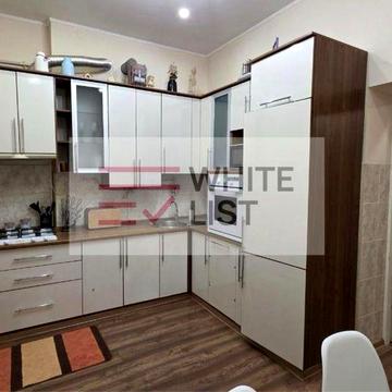 Оренда дворівневої квартири парк Шевченка