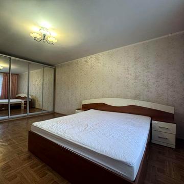 Відьна квартира в оренду Чабани центр