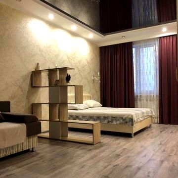 Сдам долгосрочно еврооднокомнатную Приморский р-н