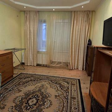 Сдам 1 комнатную квартиру на Посёлке Котовского возле Семьи