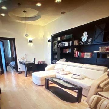 Шота Руставелі вул., 36