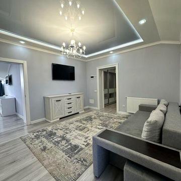 Продається 2 кім кв. Парк озеро