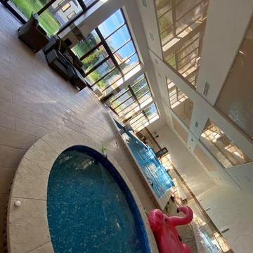 Эксклюзивный  дом 350 м² со своим spa-комплексом и бассейном