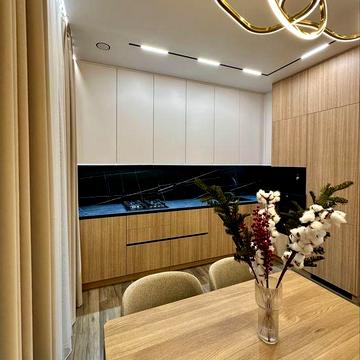 Дуплекс, в Петропалівській Борщагівці  газ,центральні комунікаціі