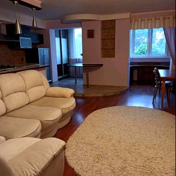 Продам 2 кім. квартиру + бонус комірка та підвал