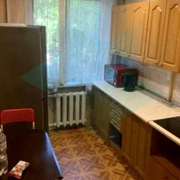 Продаж 3к квартири 64 кв. м на вул. Янтарна