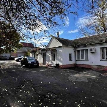 Оренда домоволодіння в центрі міста