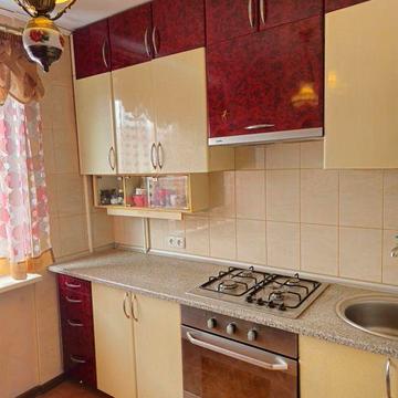 Продам 3-к.квартиру, +гараж, 602й, ул.Вл.Зубенко, 80