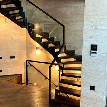 Добровольців вул. (Маршала Говорова), 18а