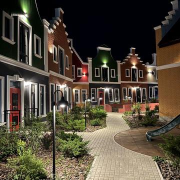 Таунхаус с ремонтом и мебелью в комплексе Holland возле ТРЦ Ривьера