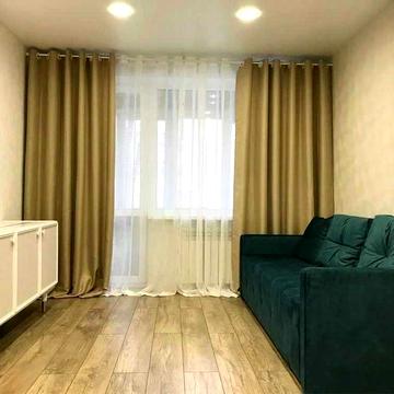 Сдаётся 2х комнатная квартира на просп.Героев 12