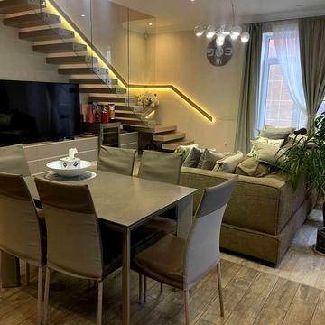 Львівський 2-ий пров., 1а