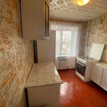 здам 1к квартиру (Комарова)