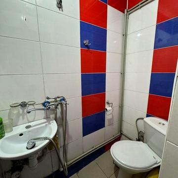 Терміново здається 2 км квартира р-н Руданськогь , вільна!