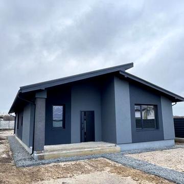 Одноповерховий будинок/котедж поруч з Києвом 110 квадратів