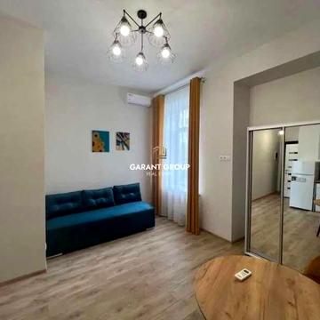 Смарт-квартира з ремонтом / історичний центр Одеси