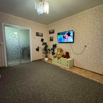 Продам 2-кімнатну квартиру в центрі м. Самар!