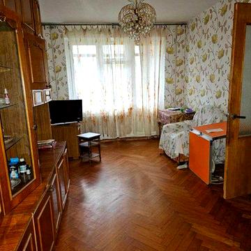 Продам 3 кімнатну квартиру  Лівий  берег вул Калинова  Образцова