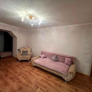 Оренда 1 квартири на Виставці 100м від СВ