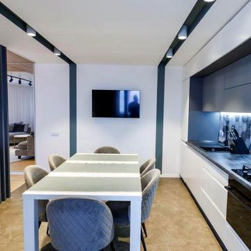 Великогабаритна 2-кім. кв Дизайн Кухня-студія Кабінет