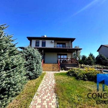 Продам дом с бассейном в Новоалександровке. Кристальный