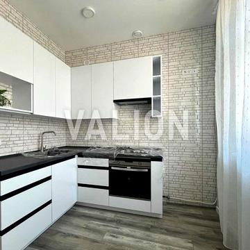 Продаж 2- кімнатної квартири з ремонтом за адресою вул. Єреванська,5