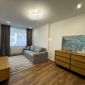 Оренда 3-кімнатна новобудова