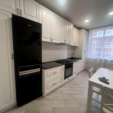 Здається оренда 2 кімнатна Проспект Майдан