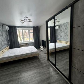 Оренда квартири. Вул. Василя Кучера 2а. Борщагівка.