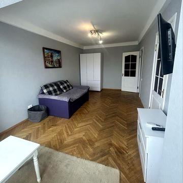 Оренда 1-кімн квартири по Русанівській наб. 14/1( сонячні панелі)