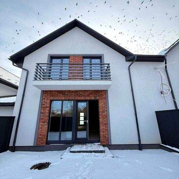 Продається таунхаус на горіхівській неподалік центру міста Чернівці