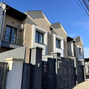 Продам котедж по в. Срібляста