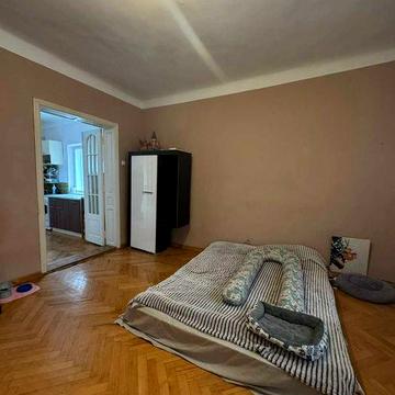 Здається 2 кімнатна квартира по вулиці Кутузова