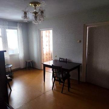 Здам чотирикімнатну квартиру в центрі