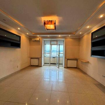 Почайнинська 70, Поділ, Контрактова площа, продаж 2-х кім квартири