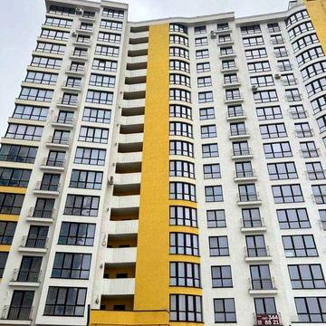 Простора 2 квартира в зданому будинку ЖК Листопад