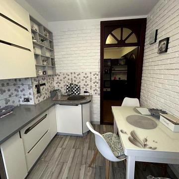 Оренда 2 кімн квартири, вул Генерала Безручка