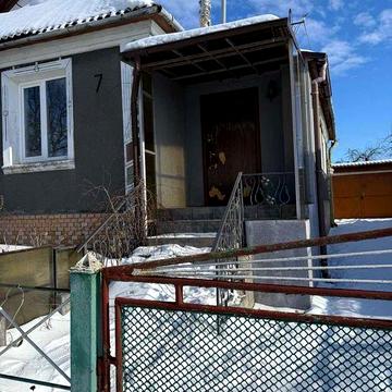 Продаж будинку в мікрорайоні Дубове