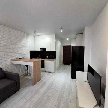 Оренда квартири 1-й поверх у ЖК Комфорт Таун, просп. Соборності, 17