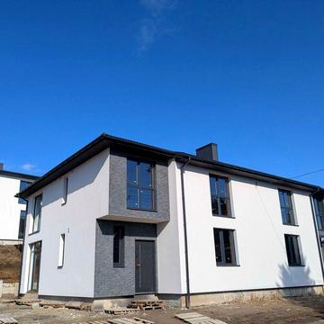 Продаж 4 кімнатного котеджу у м.Винники 145 м²,4 сот.