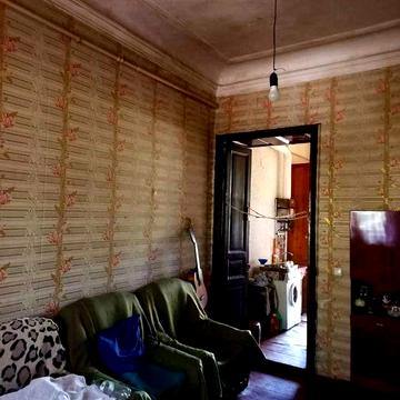 Продам 2-х комн. квартиру на улице Богдана Хмельницкого.